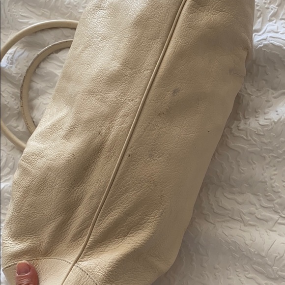 Vintage Ferragamo shoulder bag - Picture 5 of 7